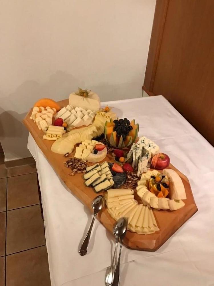 Hotel Simmerlwirt Нийдерау Екстериор снимка