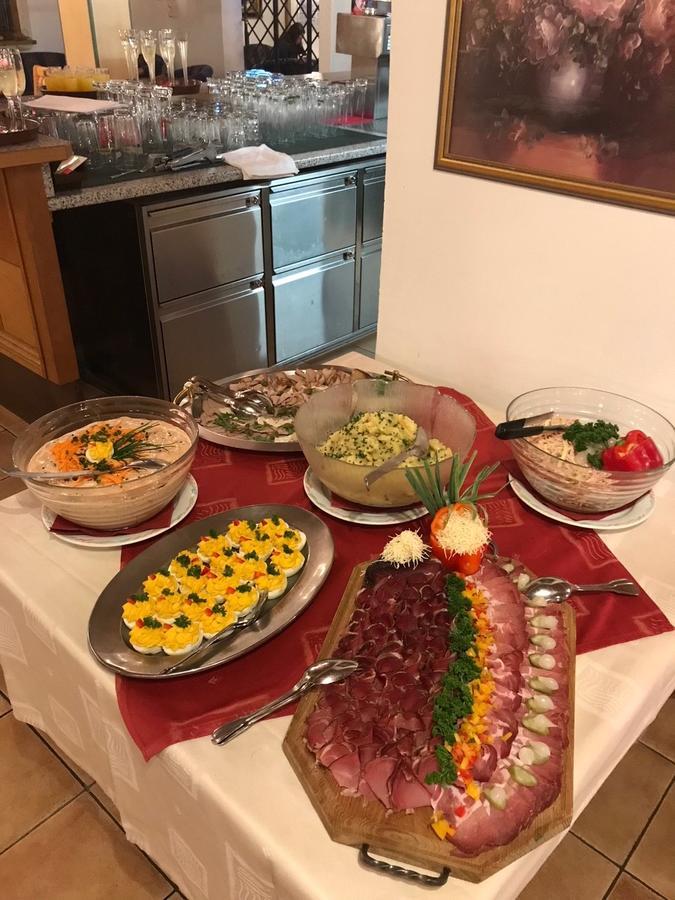 Hotel Simmerlwirt Нийдерау Екстериор снимка