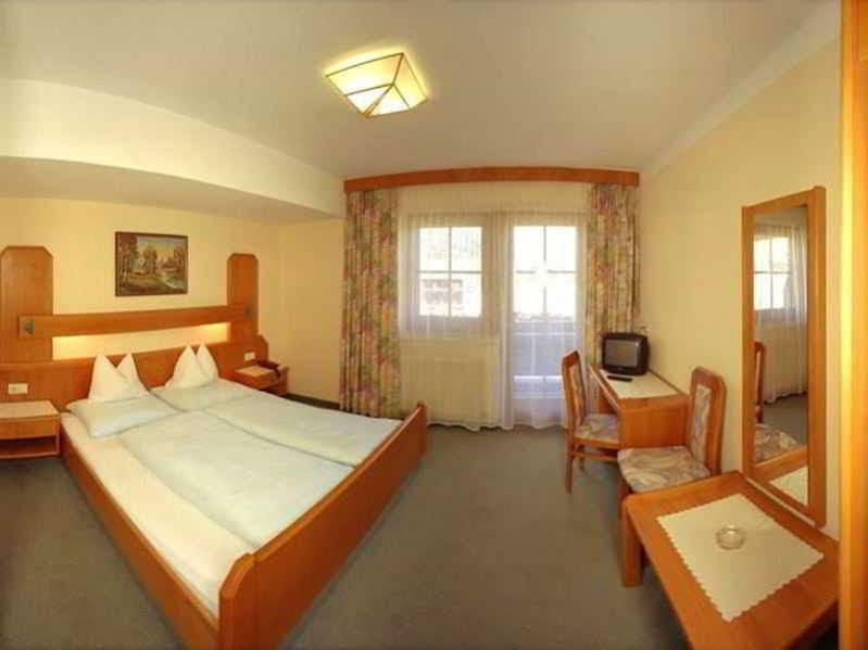 Hotel Simmerlwirt Нийдерау Екстериор снимка